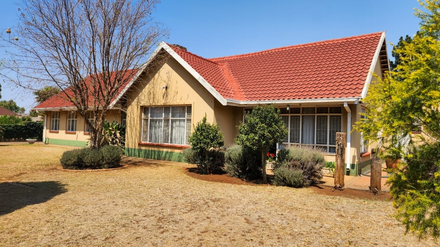 3 Bedroom Property for Sale in Stilfontein North West